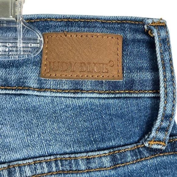 Judy Blue High Rise Skinny Fit Rainbow Embroidered Trim Size 14W - Picture 10 of 15